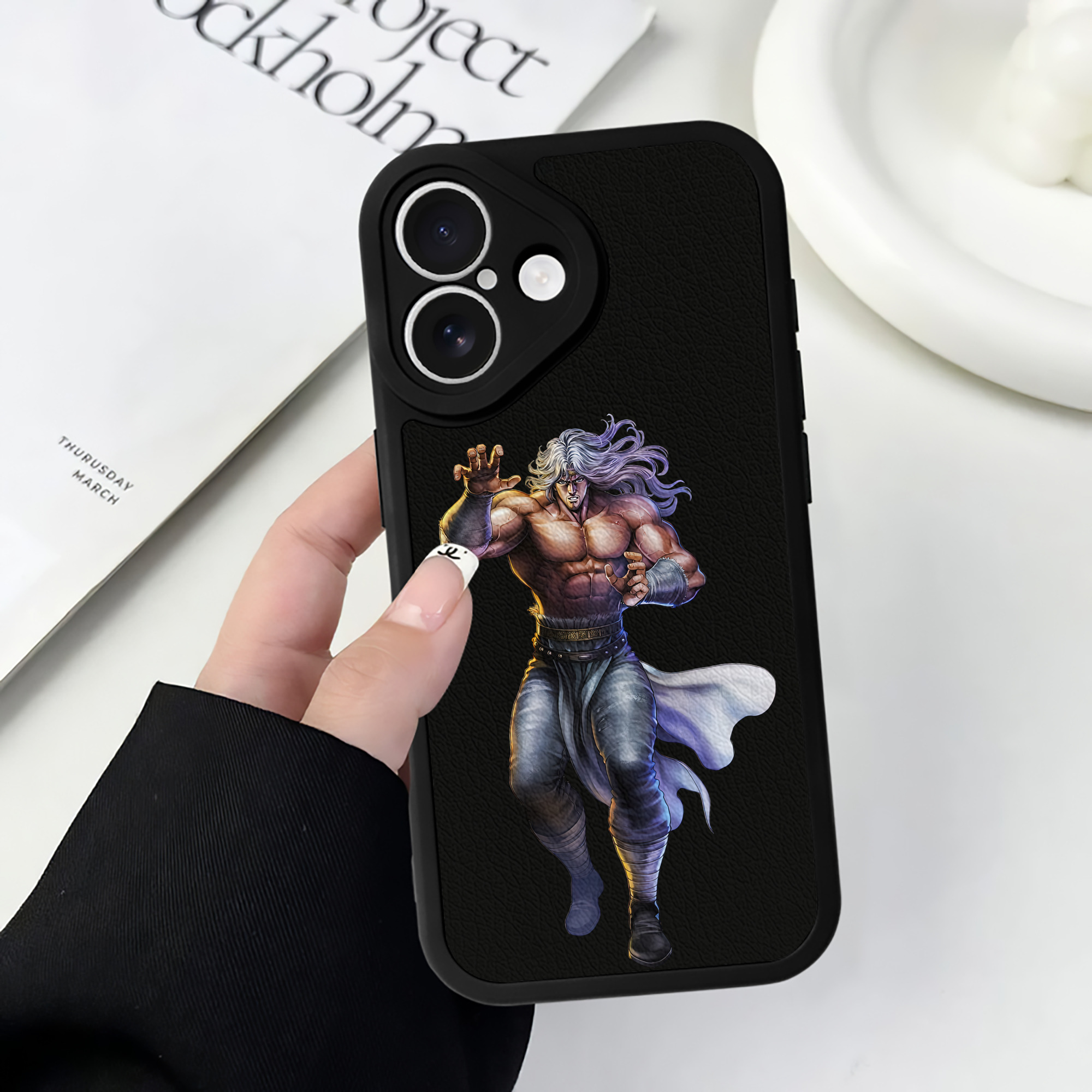 （画像用） 北斗の拳 Fist of the North Star 【iPhone 16シリーズ対応】シリコンスマホケース（レザー調） 材質：シリコン